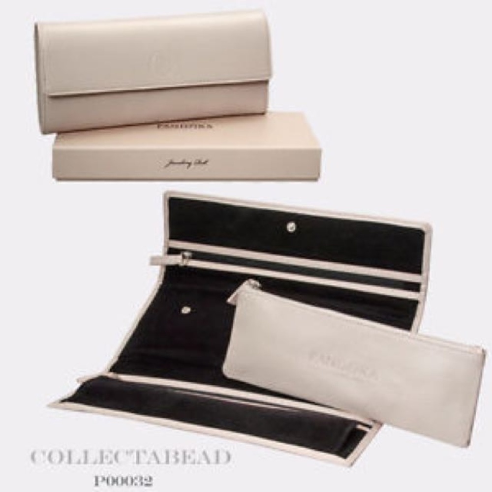 Pandora Limited Edition Leather Jewelry Roll